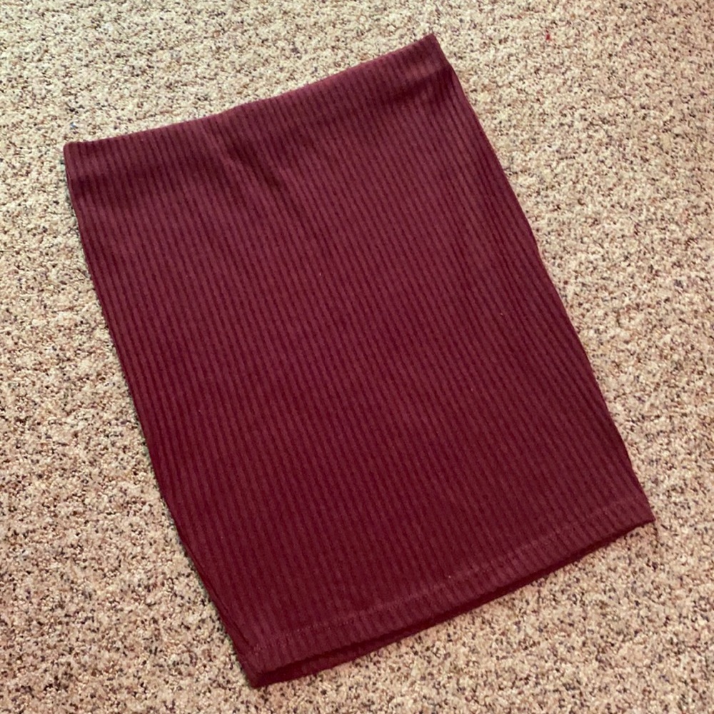 Wine red stretchy pencil skirt, size small